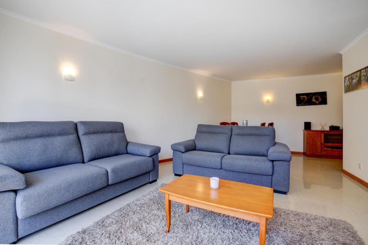 Two Bedroom Apartment With Rooftop Pool In Алвор Экстерьер фото